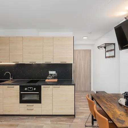 アパートホテル Maxim *